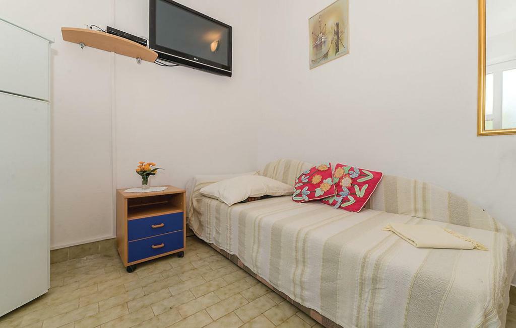 Apartmani Dokoza Vir Exterior photo